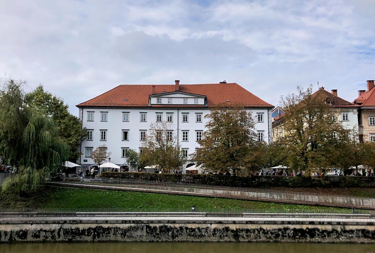 Apartment Breg - Old Town River Ljubljana Extérieur photo
